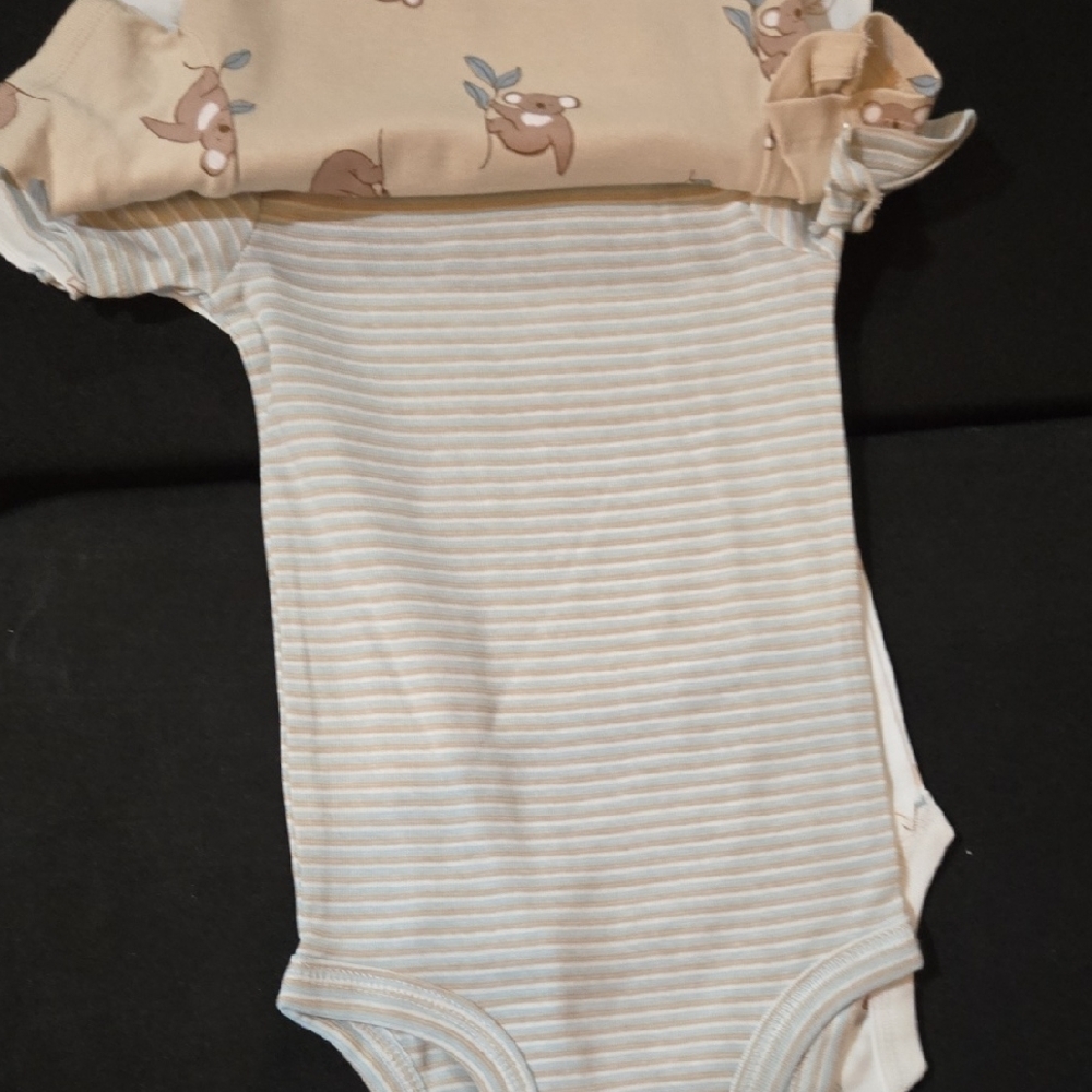Carter's 3 Pack Bodysuits - Picture 3 of 4